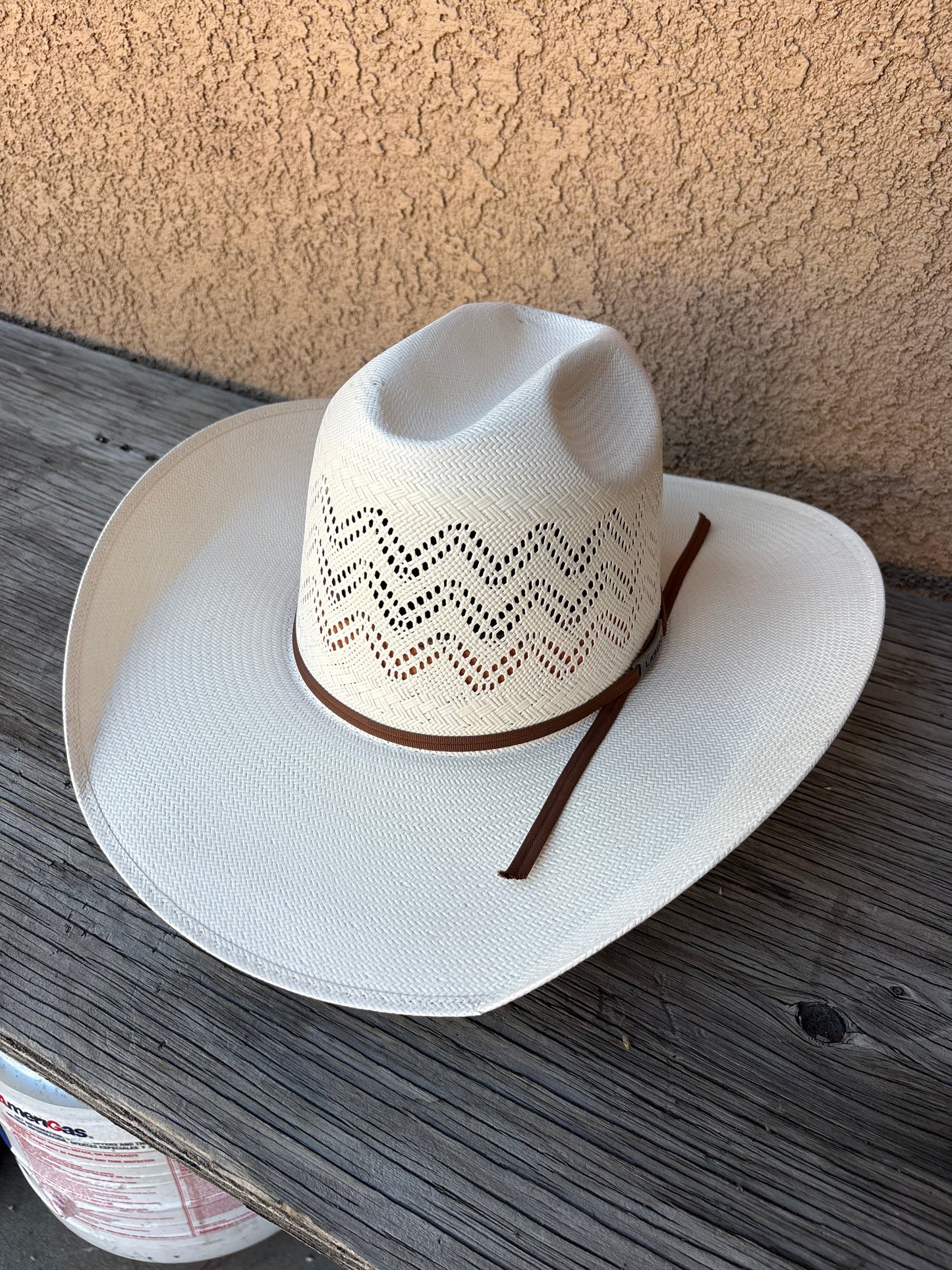 Laredo Hats “ 3 Zig Zag “ 6” Crown 4 1/4” Brim